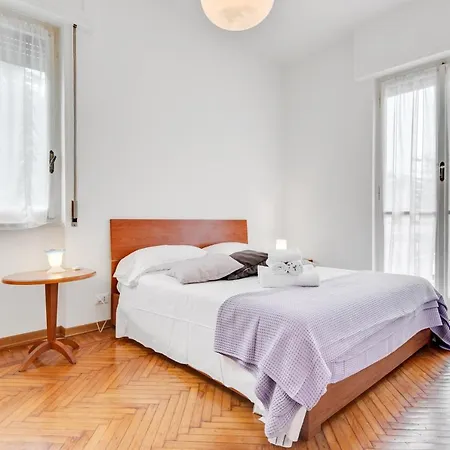 Roomy Apartman Albissola Marina