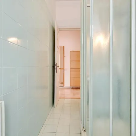 Roomy Albissola Marina